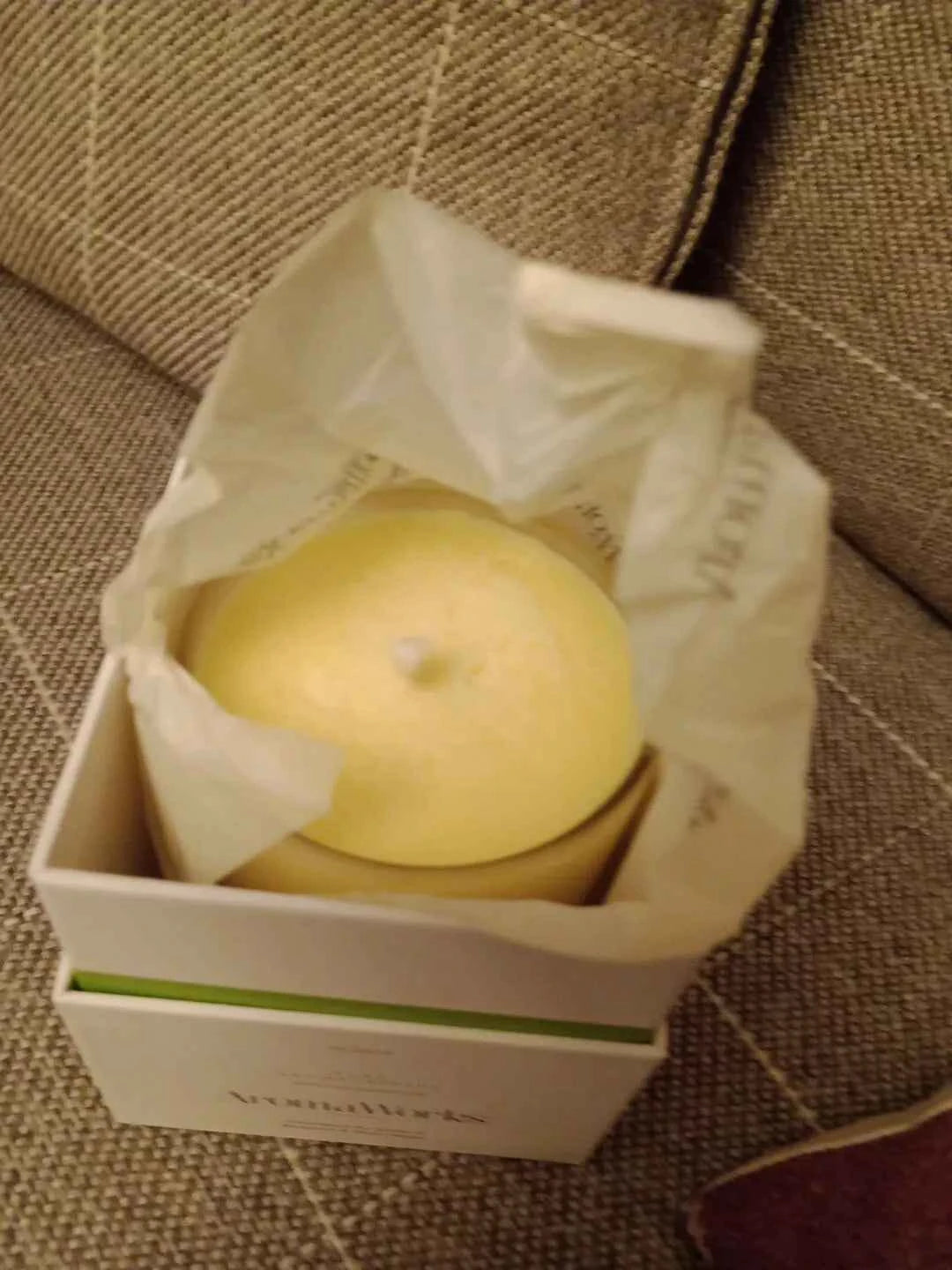 NEW Aromaworks Candle Medium Inspire Bergamot And Black Pepper 32cl - Helsby Vintage