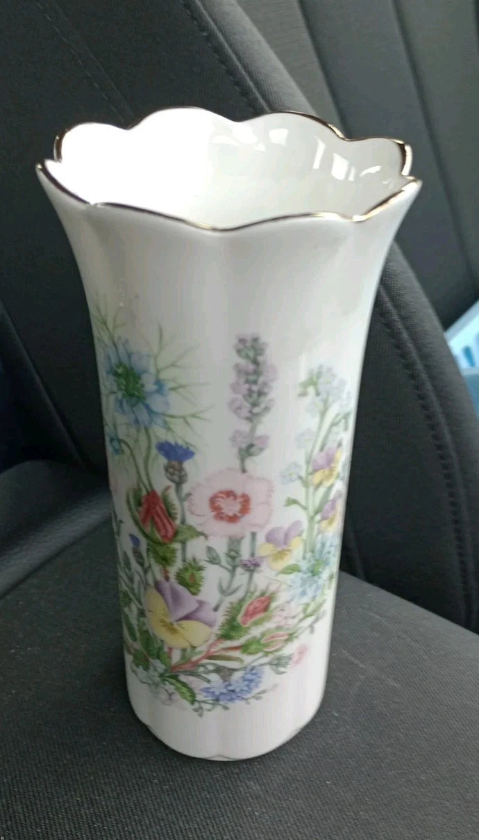 Aynsley Vase Wild Tudor Collection Fine Bone China 15cm 6