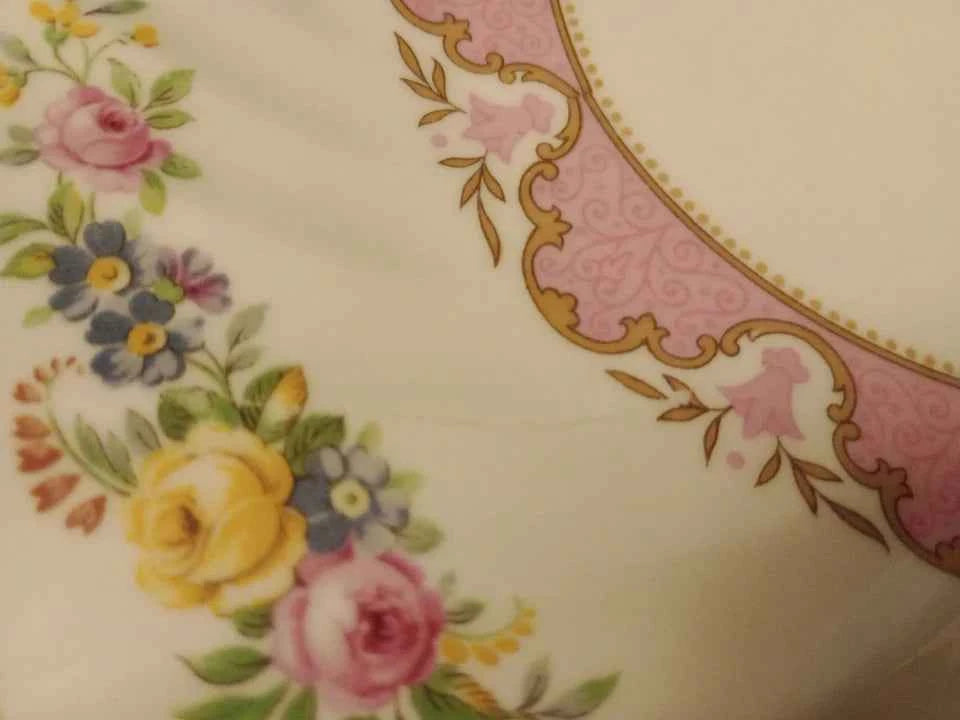 Crown Staffordshire Dinner Plate 27CM Pink White Floral Vintage - Helsby Vintage