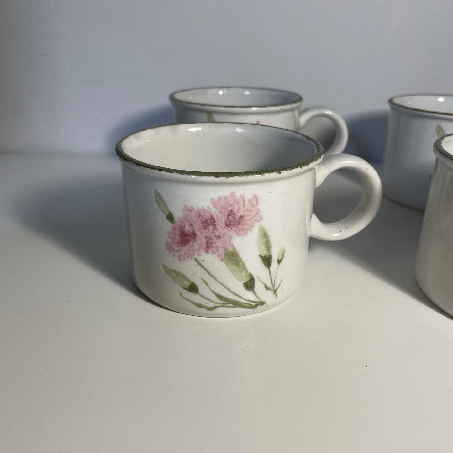 Midwinter Stonehenge Invitation Carnation Cups x 4 - Helsby Vintage