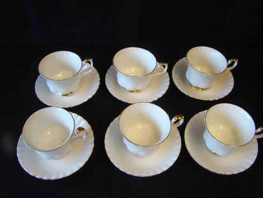 Royal Albert Val D'Or Tea Cups And Saucers Set Of Six - Helsby Vintage