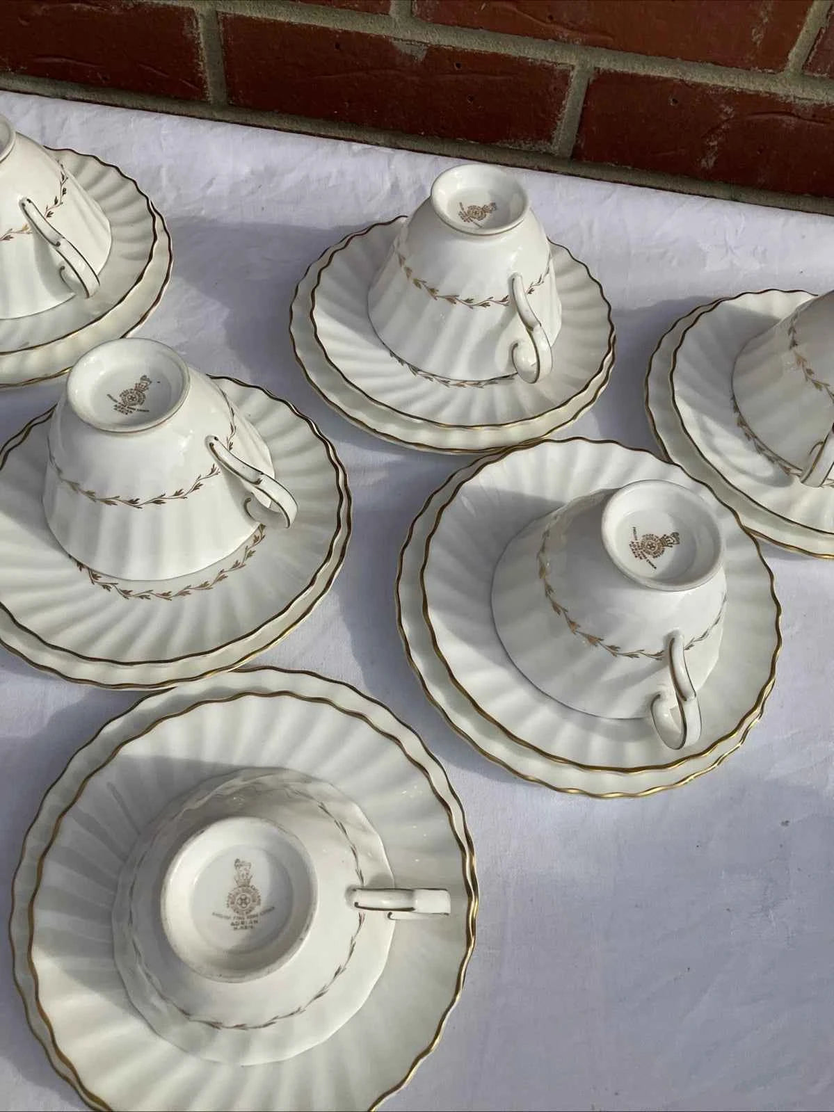 Royal Doulton Adrian Gold Trim Set Of 6 Trios - Helsby Vintage