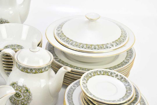 ROYAL DOULTON Celtic Jewel Dinner, Tea And Coffee Service Rare - Helsby Vintage