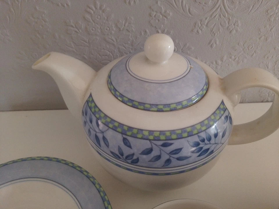 Royal Doulton Expressions Rivoli Teapot 3 Cups And Saucers Blue Green White Rare - Helsby Vintage