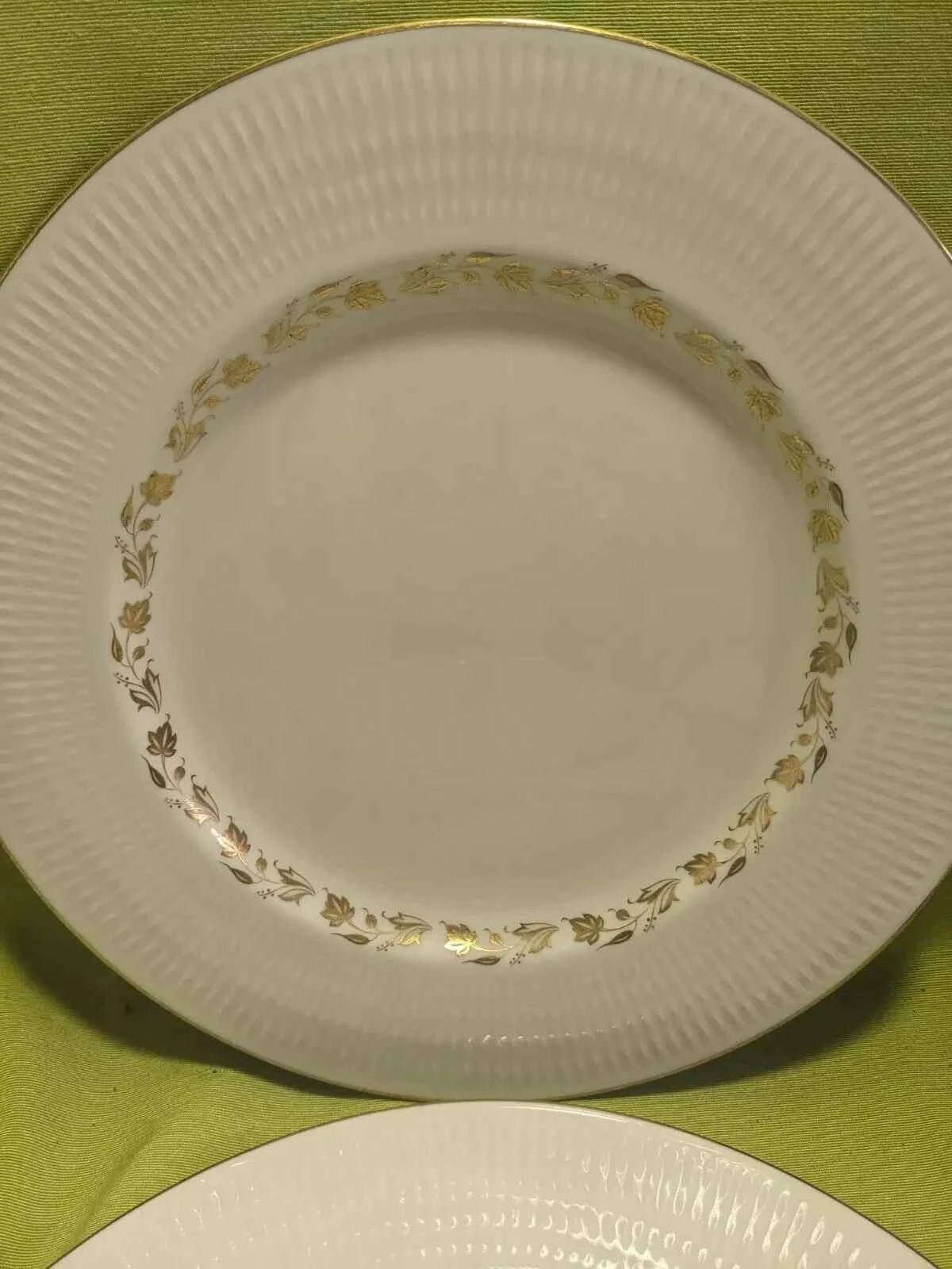 Royal Doulton Fairfax 27cm Set Of 4 Dinner Plates - Helsby Vintage