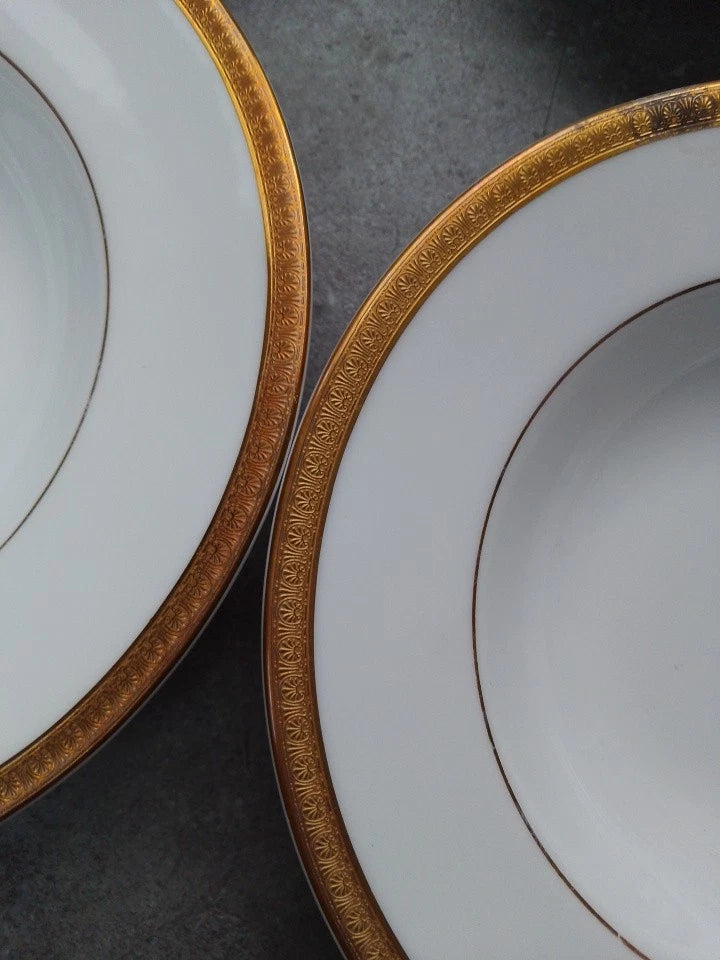 Royal Doulton - Royal Gold - H4980 - Set of 6 Rimmed Soup Bowls - Helsby Vintage