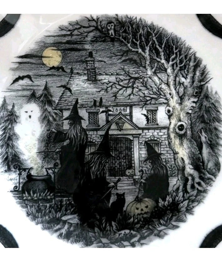 Set of 5 Royal Stafford Spookyville Witches Coven Halloween Pasta Bowls - Helsby Vintage