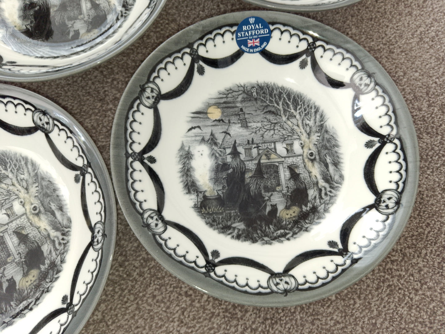 Set of 5 Royal Stafford Spookyville Witches Coven Halloween Pasta Bowls - Helsby Vintage