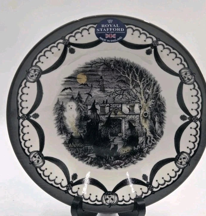 Set of 5 Royal Stafford Spookyville Witches Coven Halloween Pasta Bowls - Helsby Vintage