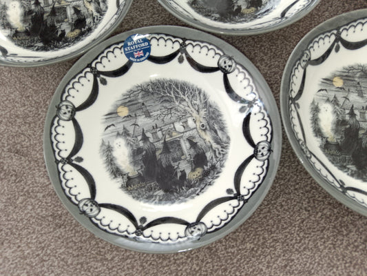 Set of 5 Royal Stafford Spookyville Witches Coven Halloween Pasta Bowls - Helsby Vintage