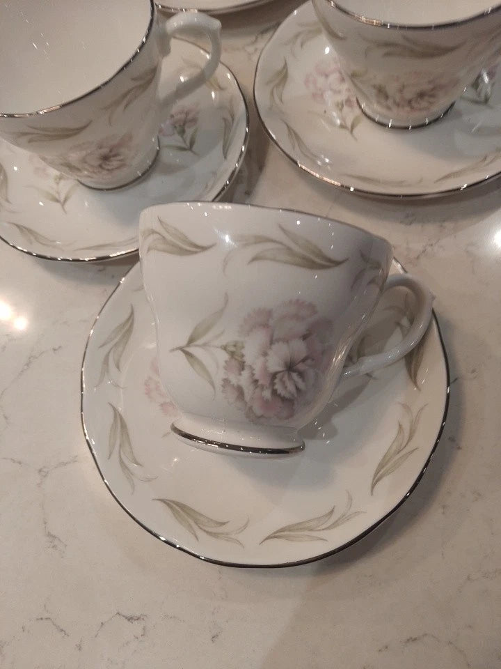 Royal Sutherland H M Set Of 6 Tea Cups And Saucers Carnations Vintage - Helsby Vintage