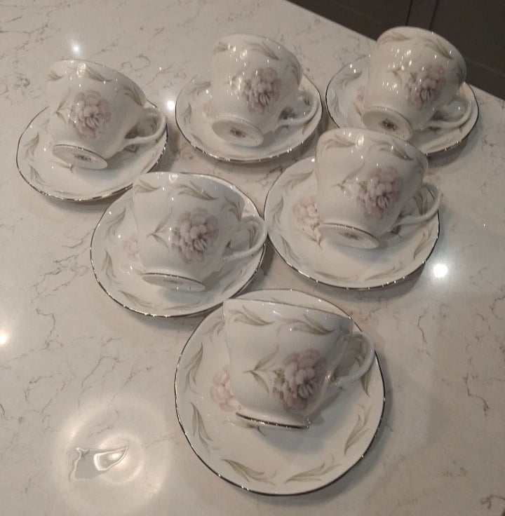 Royal Sutherland H M Set Of 6 Tea Cups And Saucers Carnations Vintage - Helsby Vintage
