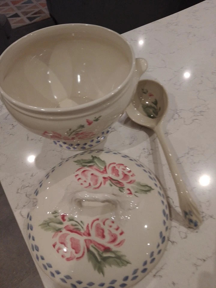 Royal Winton Large Soup Bowl Or Tureen With Lid And Ladle - Helsby Vintage