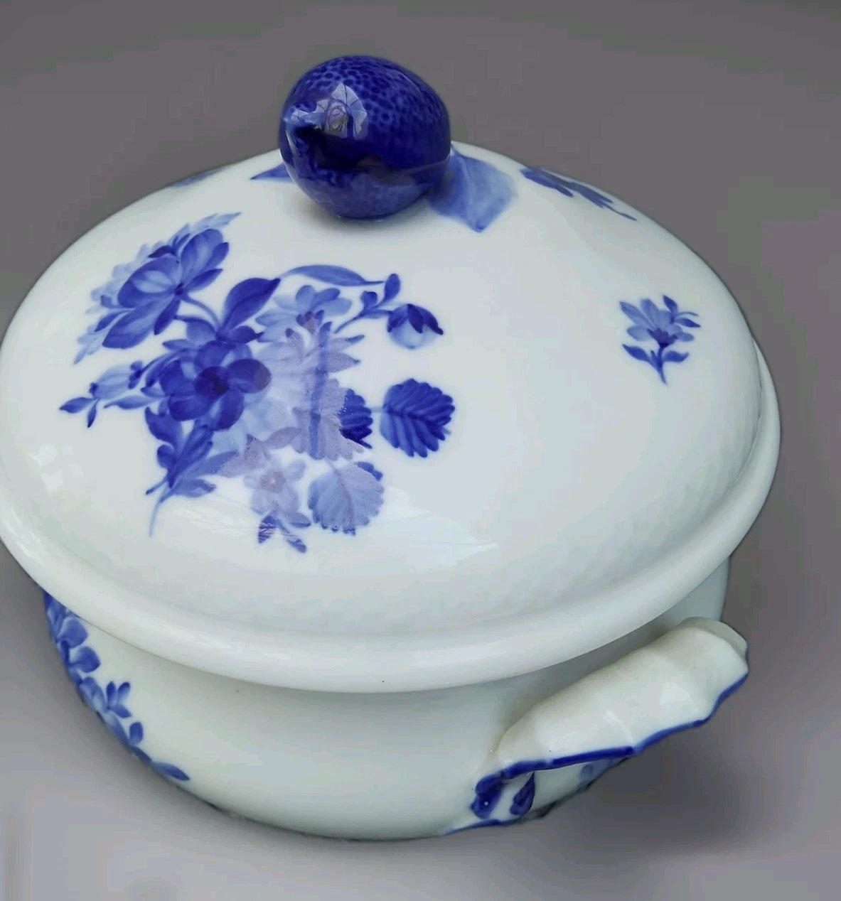 Royal Copenhagen Braided Blue Flower Large Soup Tureen Flowers 8111 Round Rare