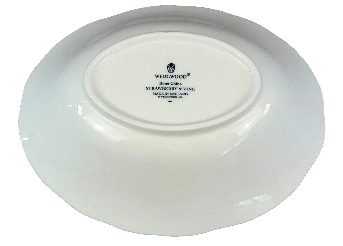 Wedgwood STRAWBERRY AND VINE Vegetable Oval Serving Dish