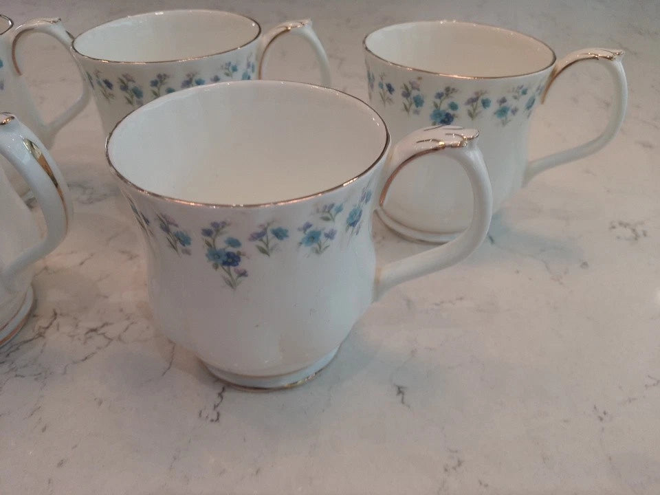 Royal Albert MEMORY LANE Set of 5 Mugs Montrose Shape 3.25" tall 2nd Quality