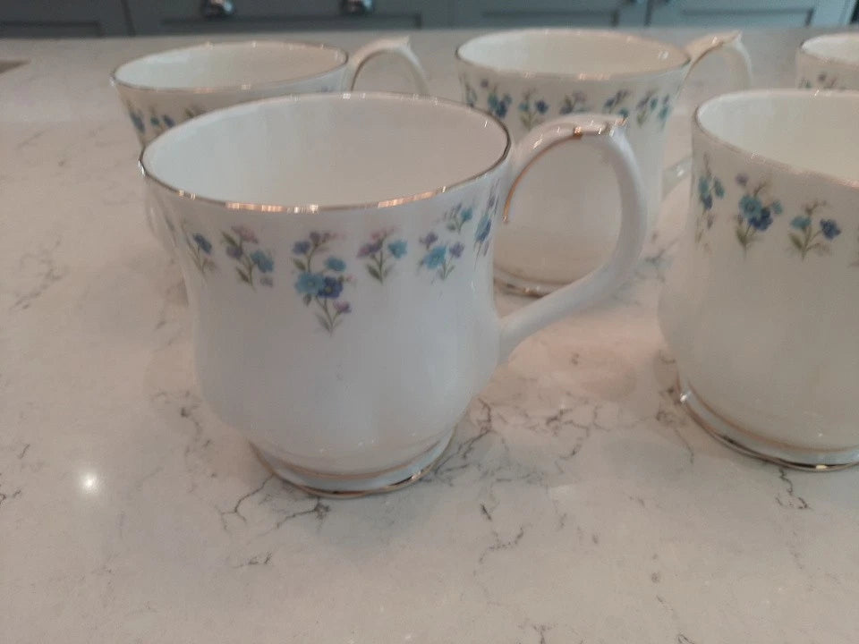 Royal Albert MEMORY LANE Set of 5 Mugs Montrose Shape 3.25" tall 2nd Quality