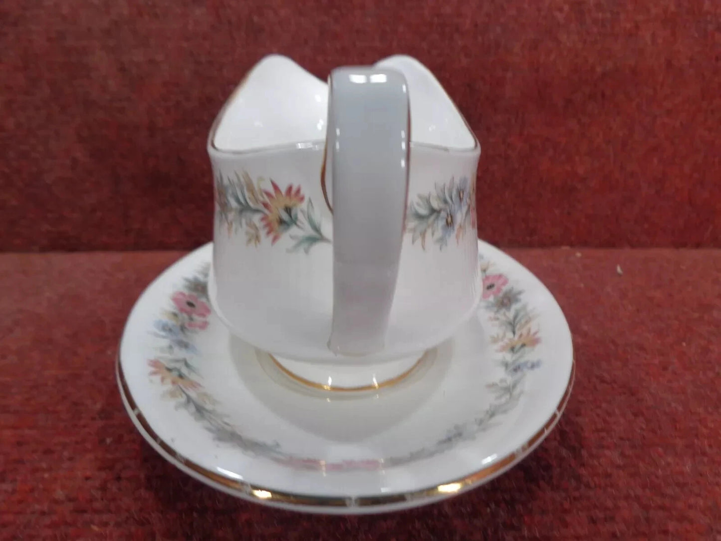 Paragon Belinda Gravy Boat and Under plate / Saucer