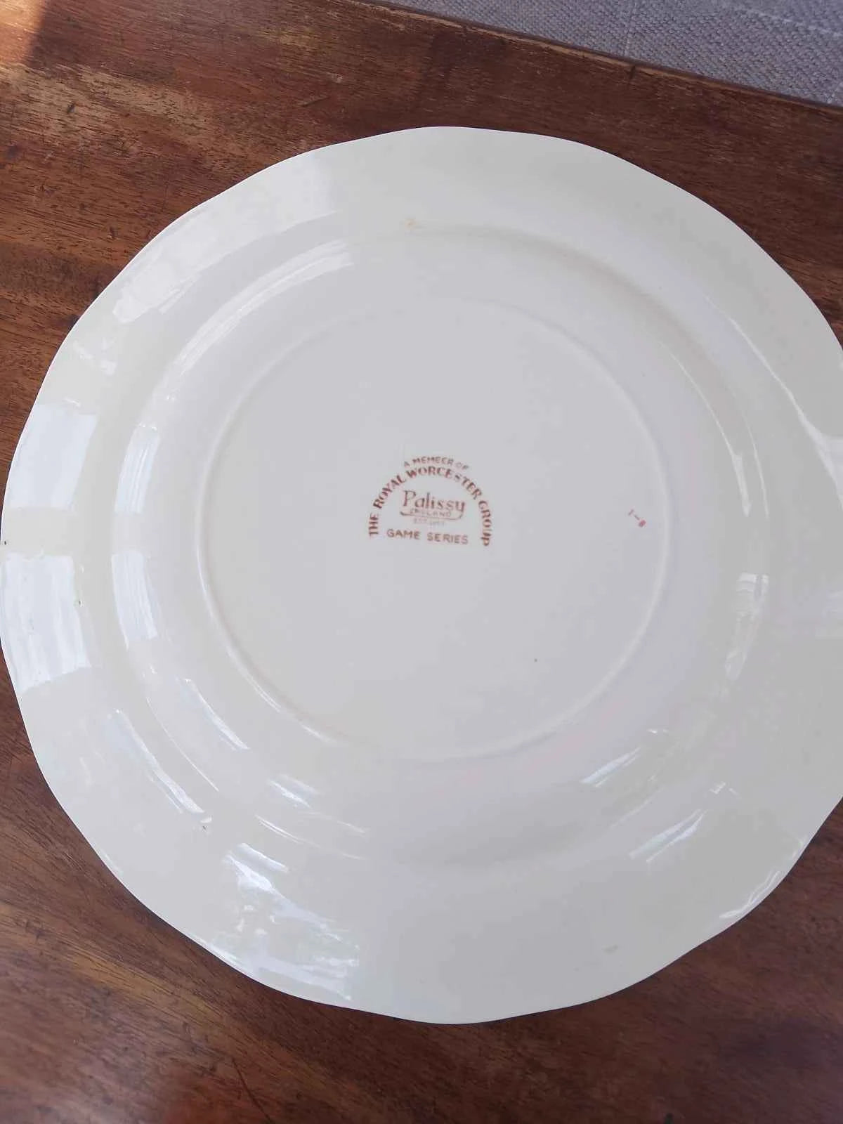 Royal Worcester Palissy LION Game Series DINNER PLATE 11 1/2" VERY RARE