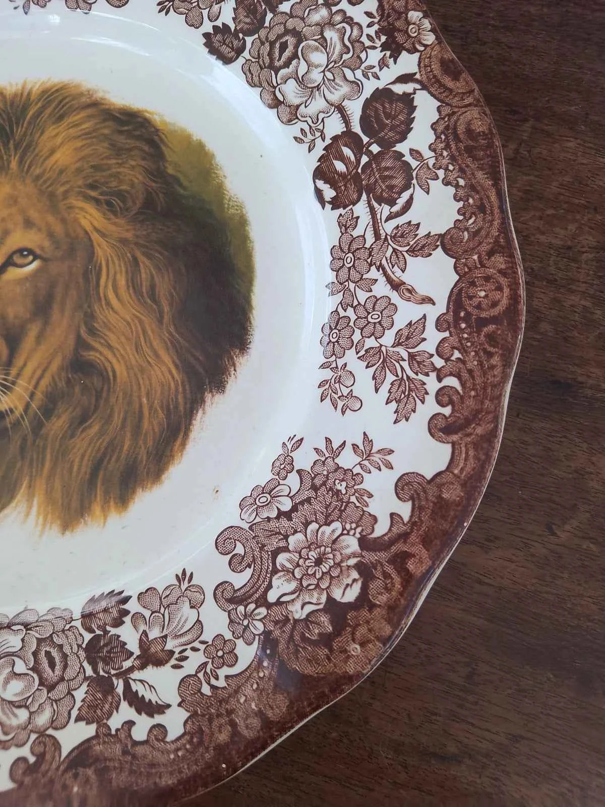 Royal Worcester Palissy LION Game Series DINNER PLATE 11 1/2" VERY RARE