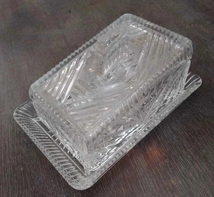 Vintage Crystal Glass Butter Or Cheese Dish With Lid Excellent Condition Large