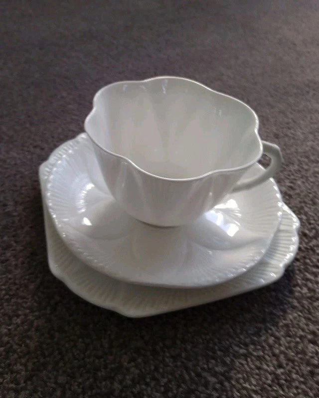 Shelley Dainty All White Trio Tea Cup Saucer Plate Rd 272101 Vintage