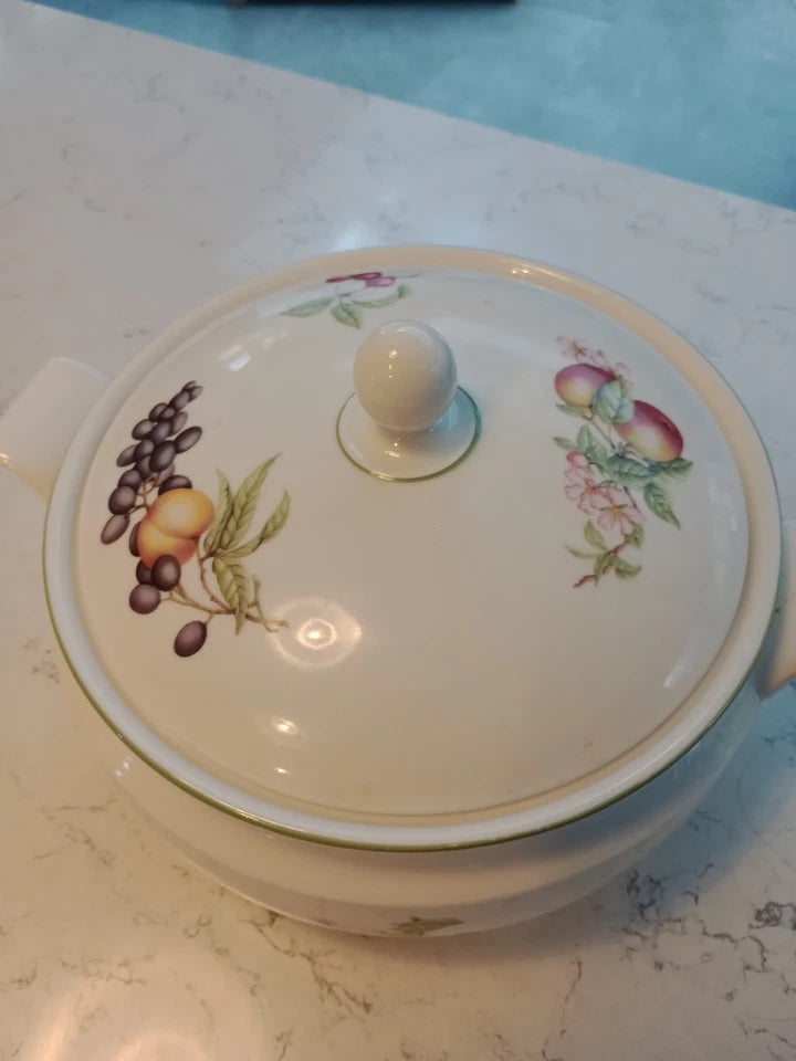 St Michael's Marks and Spencer Ashberry Lidded Covered Serving Casserole Dish