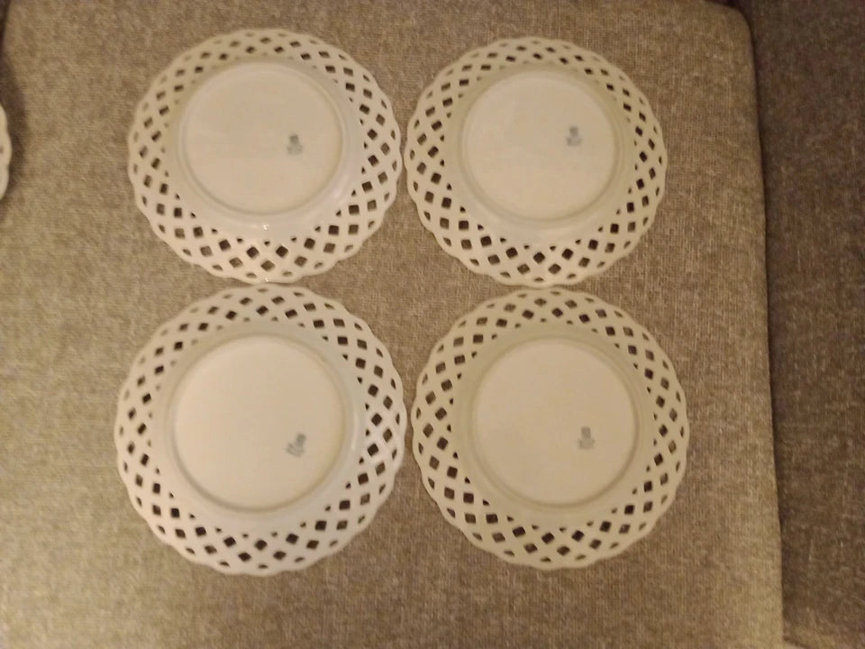 Schumann Lace Lattice Edge Set of 4 Plates Pears Nuts Bavaria Arzberg 22cm
