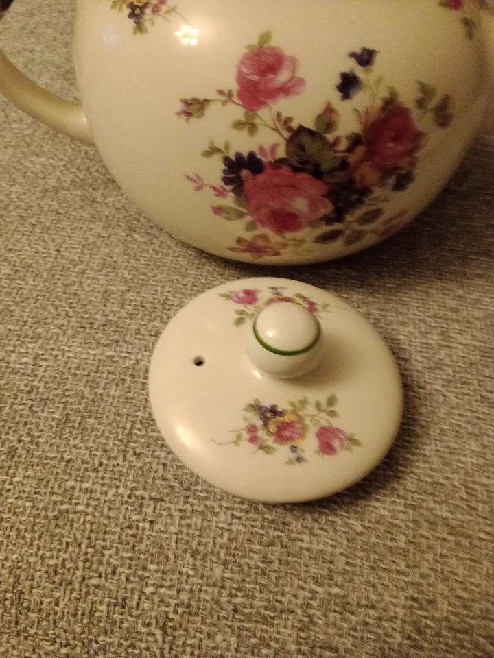 Pristine England Floral Cream Teapot Tea Pot