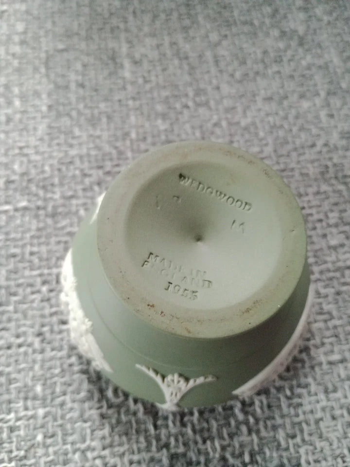 Wedgwood Green Jasperware Salt Cellar Jasper Ware 7cm Diameter Rare Design