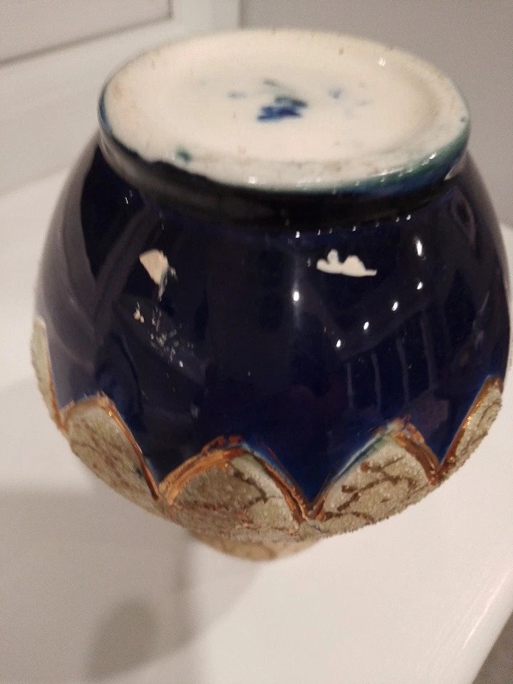 Thomas Forester majolica vase antique with deep blue glaze and scalloped base detailing