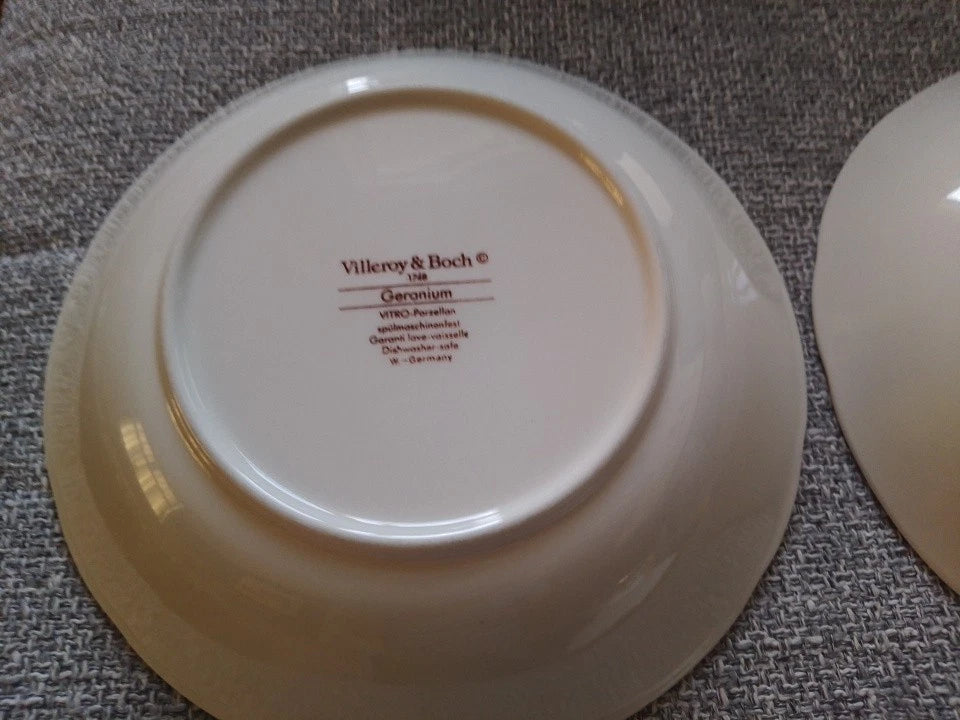 Villeroy & Boch Geranium Set Of 2 Dessert Soup Cereal Bowls Dishes 8 Inch - Helsby Vintage