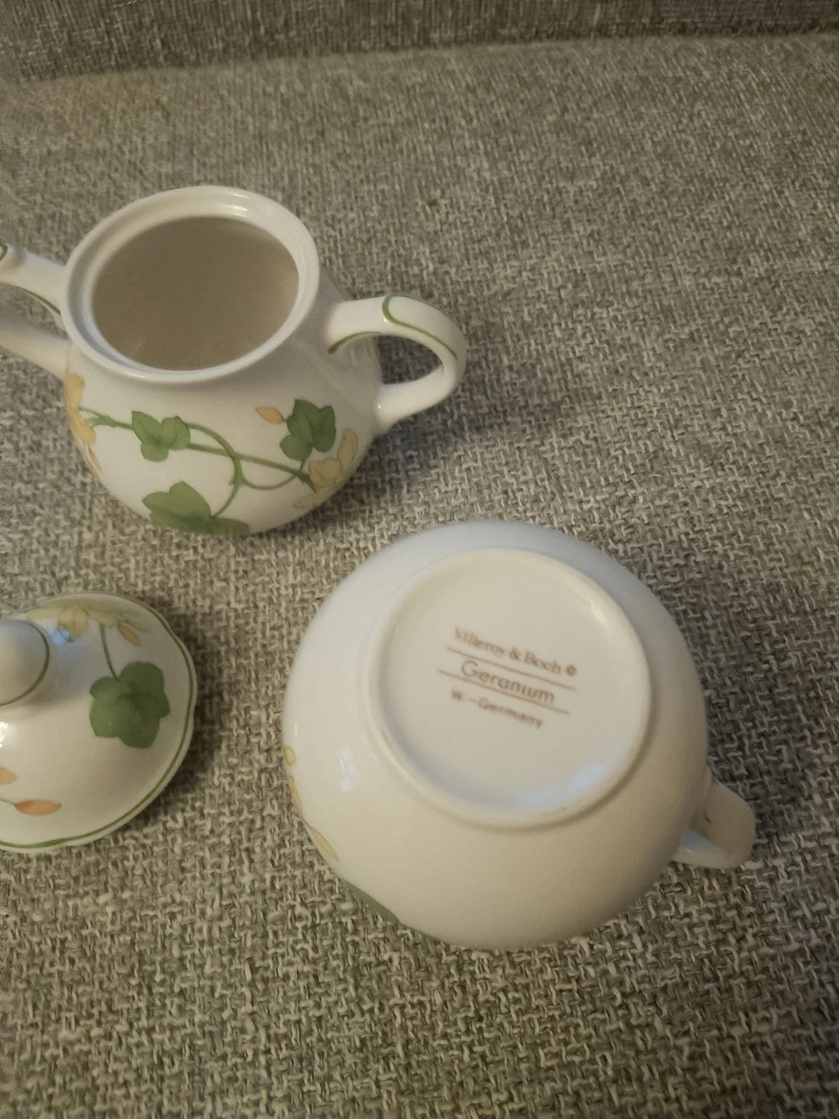 Villeroy Boch Geranium Sugar Bowl And Creamer Milk Jug Set - Helsby Vintage