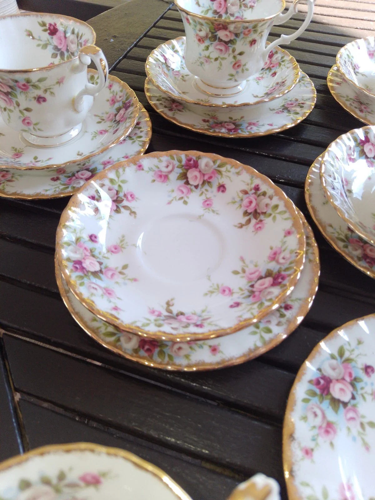 Royal Albert Cottage Garden Tea Set 6 Trios Cups, Saucers And Side Plates Rare - Helsby Vintage