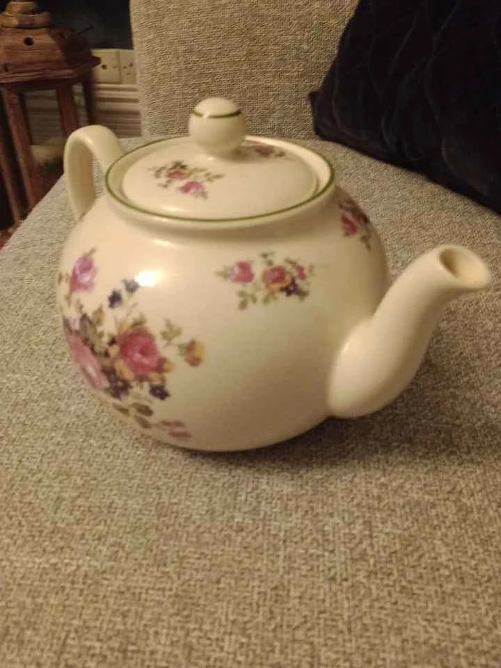 Pristine England Floral Cream Teapot Tea Pot - Helsby Vintage