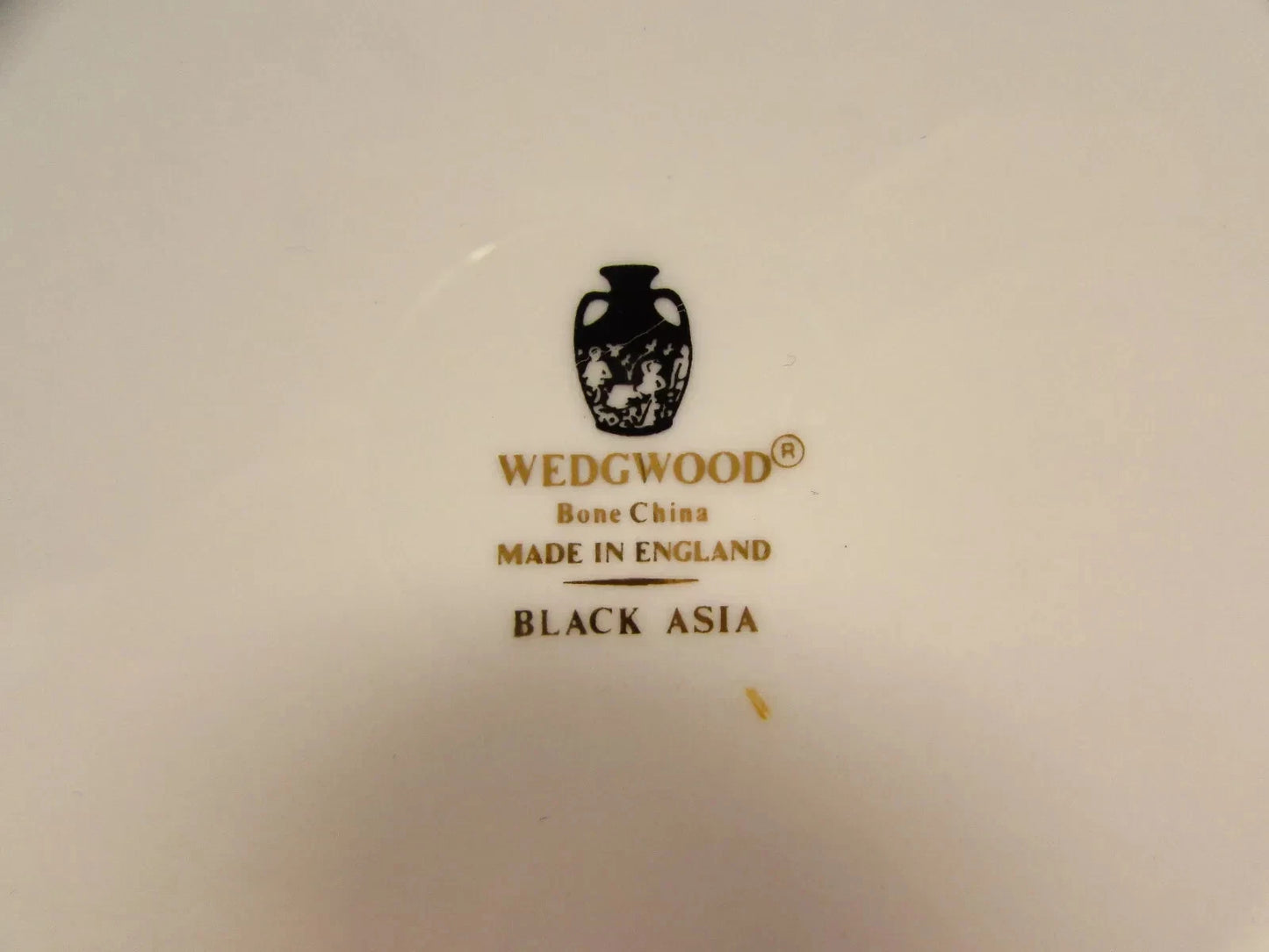 Wedgwood Asia Black Set Of 4 Rimmed Soup Bowls White 20cm - Helsby Vintage