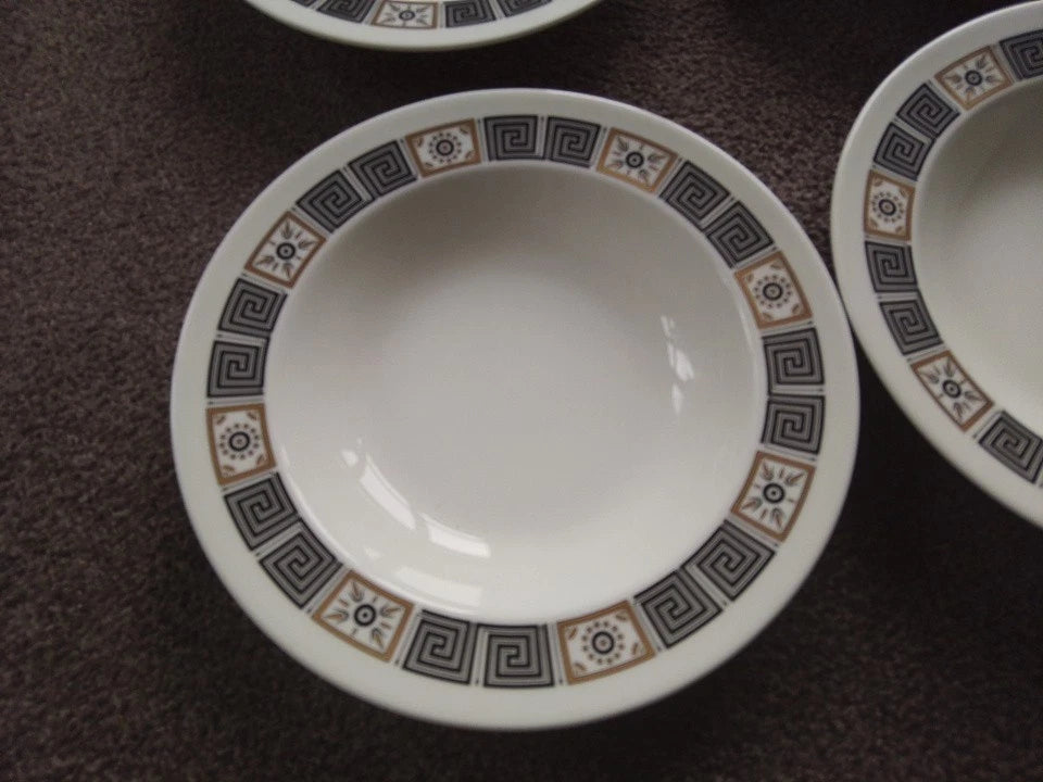 Wedgwood Asia Black Set Of 4 Rimmed Soup Bowls White 20cm - Helsby Vintage