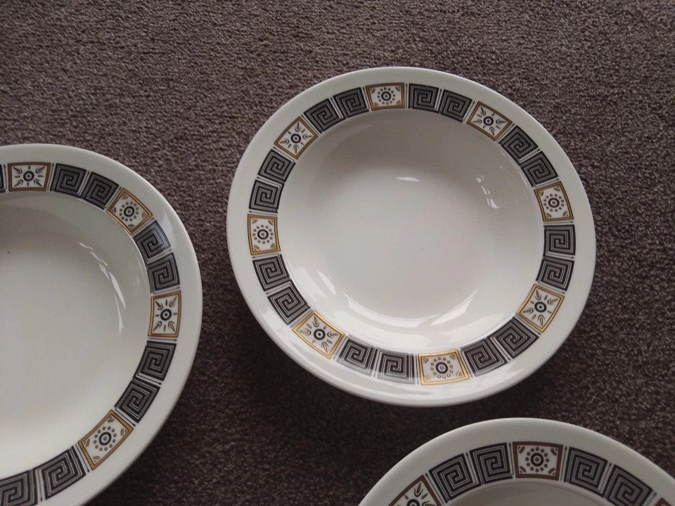 Wedgwood Asia Black Set Of 4 Rimmed Soup Bowls White 20cm - Helsby Vintage