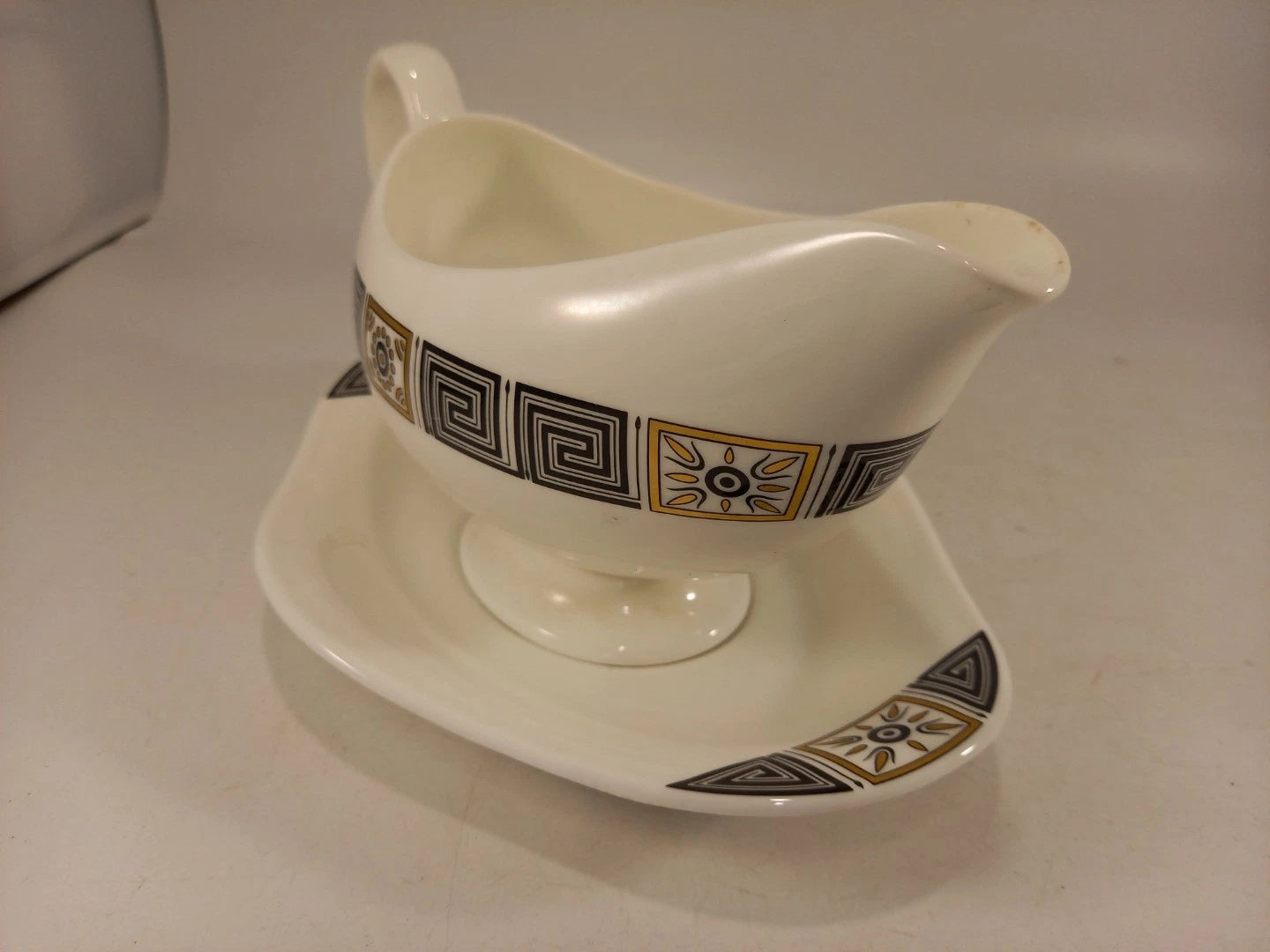 Wedgwood Asia R4288 Black Gold Gravy Boat with Plate Excellent Condition - Helsby Vintage