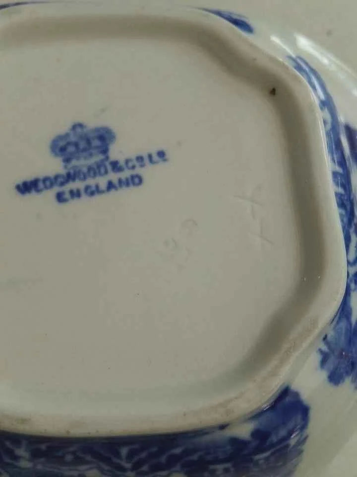 Antique Blue Willow Wedgwood & Co Pagoda Lidded Butter Dish Rare - Helsby Vintage