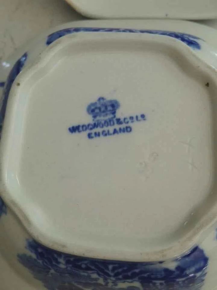 Antique Blue Willow Wedgwood & Co Pagoda Lidded Butter Dish Rare - Helsby Vintage