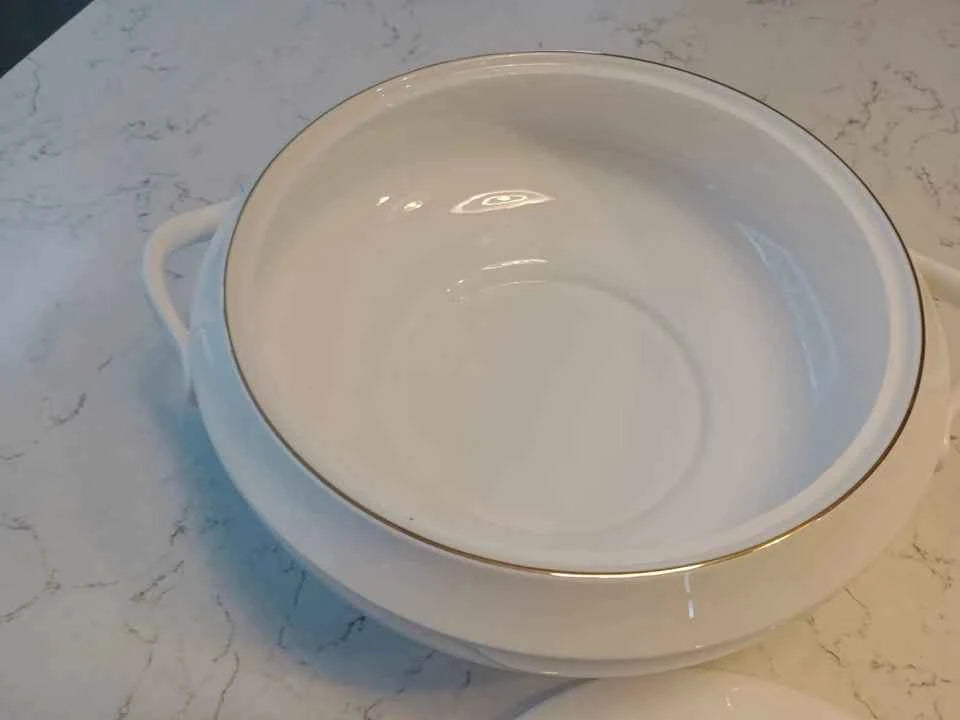 Wedgwood Signet Gold Tureen Lidded Vegetable Serving Dish - Helsby Vintage