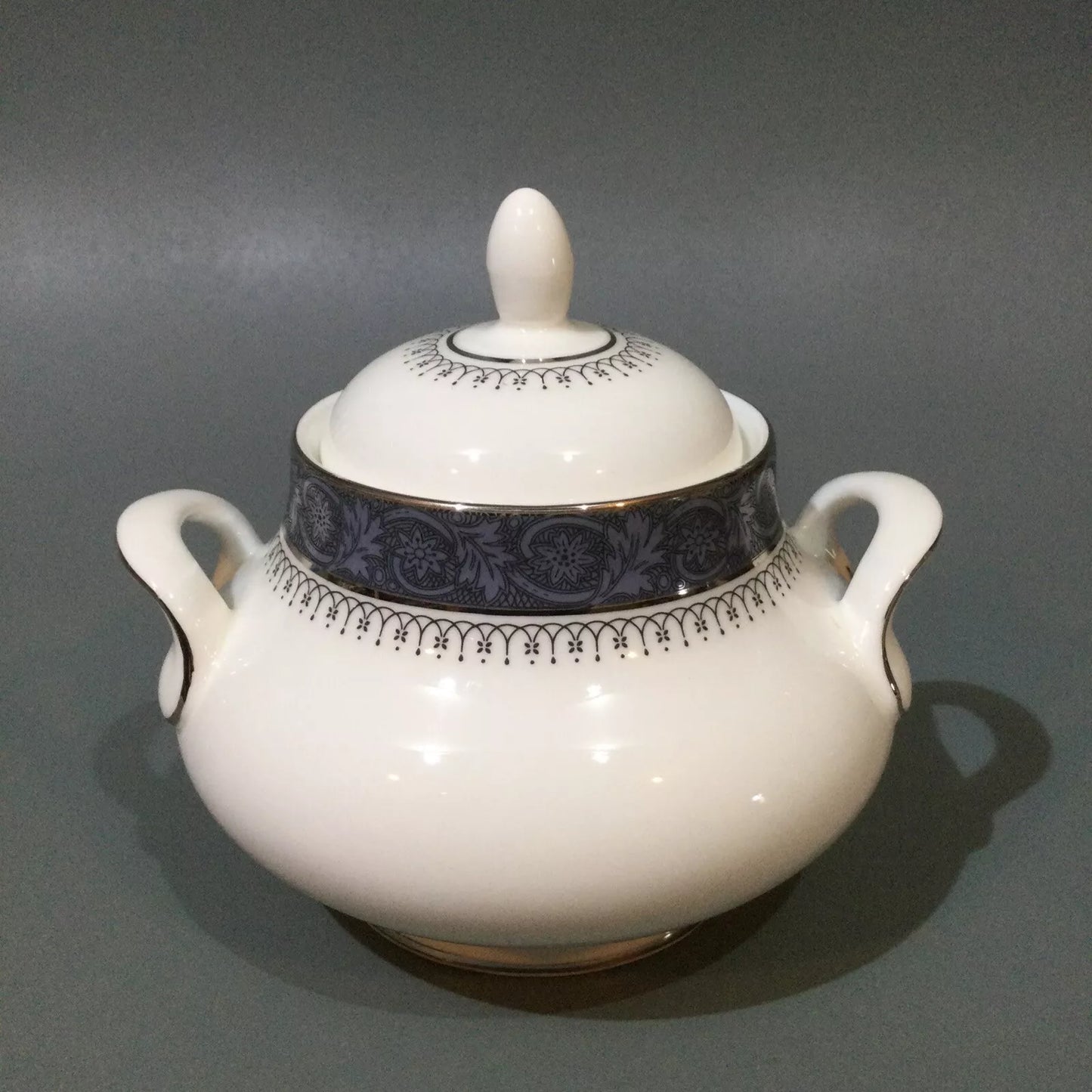 Royal Doulton Sherbrooke Covered Sugar Bowl H5009