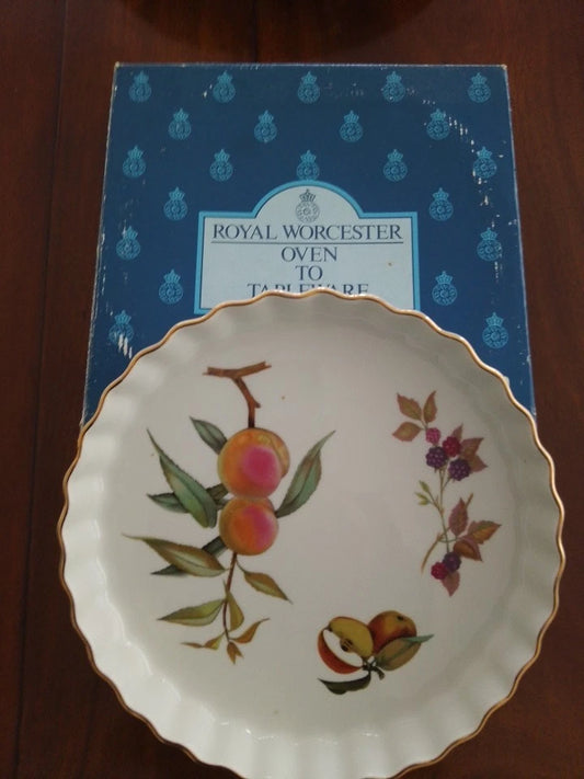 Vintage Royal Worcester Scalloped Round Quiche / Flan Dish 27 cm Boxed