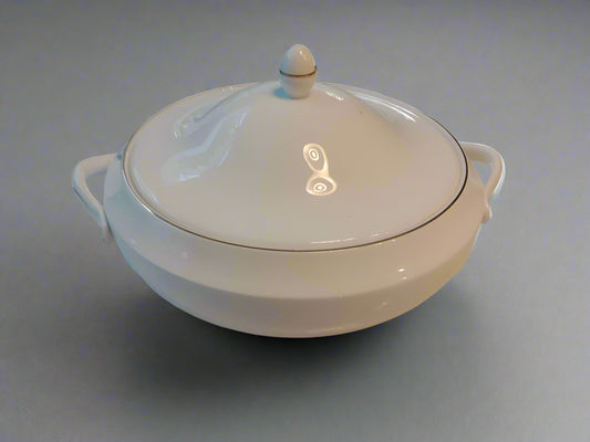 Wedgwood Signet Gold Tureen Lidded Vegetable Serving Dish
