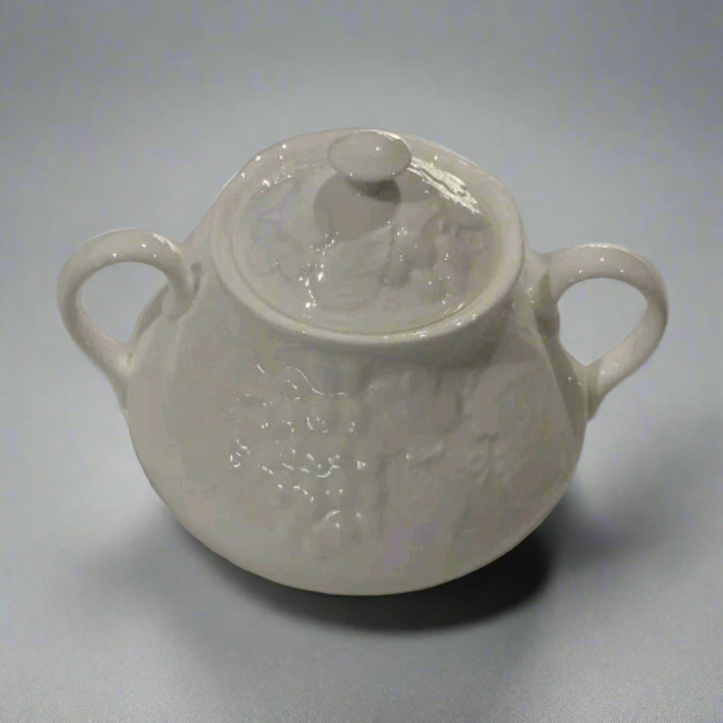 Wedgwood Strawberry and Vine Lidded Sugar Bowl