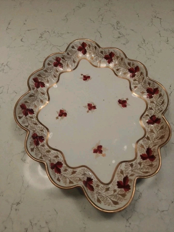 Derby lobed edged ceramic plate dish with red floral and gold leaf pattern on white background