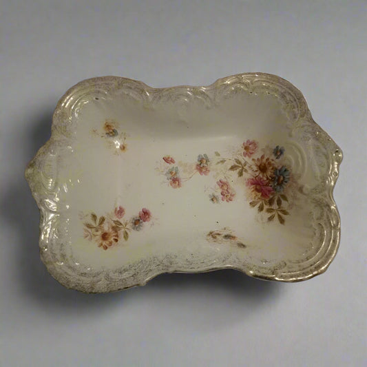 Ludwig Wessel Imperial floral serving dish with delicate embossed edges and colourful flower pattern