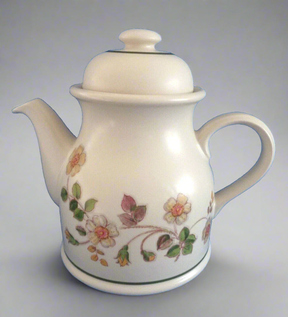 Marks And Spencer Autumn Leaves Large Tea Coffee Pot Vintage - Helsby Vintage