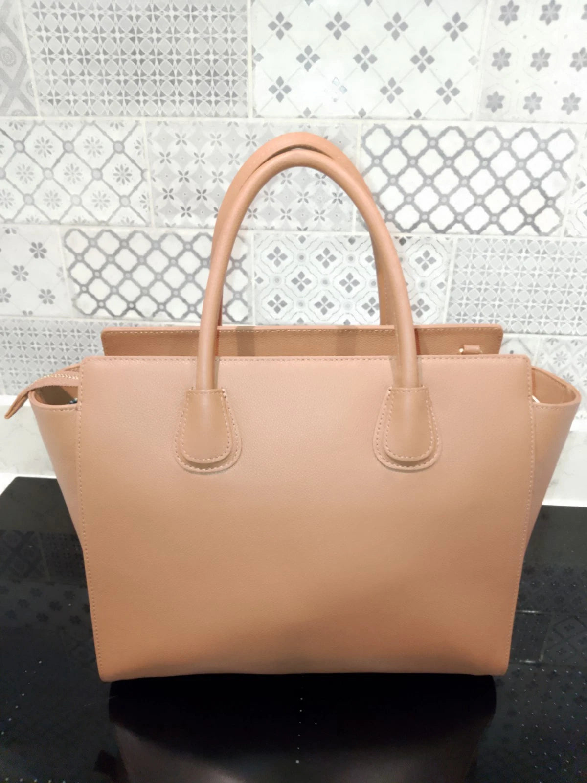 New Moncrief Brooke Latte Italian Leather Medium Handbag RRP £800 - Helsby Vintage